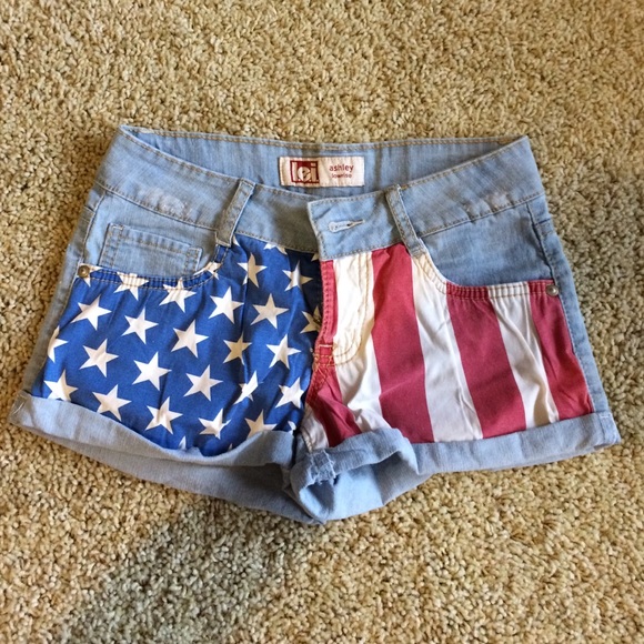 American flag shorts - Picture 3 of 4