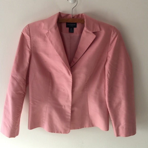 ⚡Flash sale⚡️Ann Taylor Silk Blazer