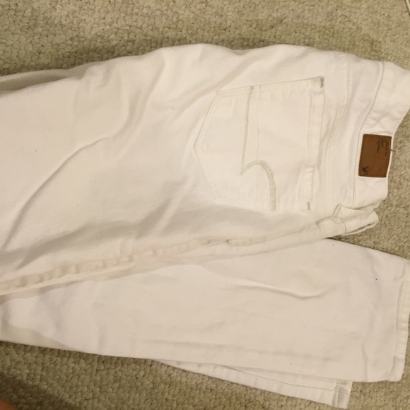 AE white skinny jeans