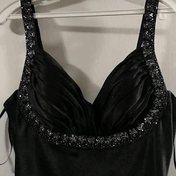 Prom Dress - Picture 3 of 4