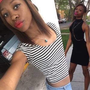 Meet your Posher, Makayla