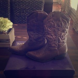 Madden Girl Sanguine Cowboy boots