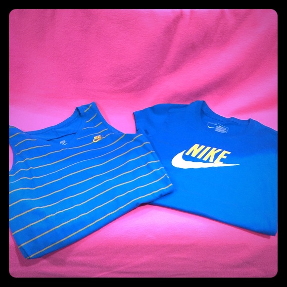 NIKE Tee bundle.