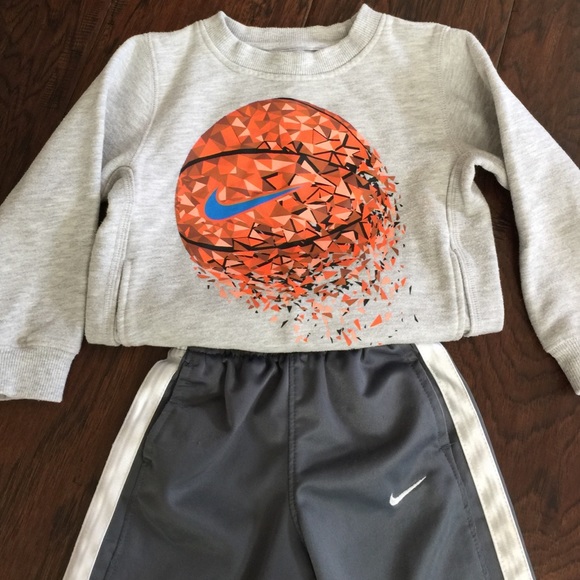 Nike Other - Nike swoosh sweatshirt and bottoms three toddler