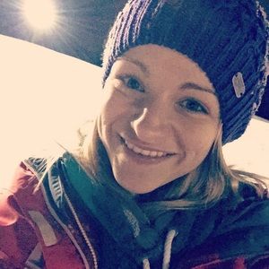 Meet your Posher, Destiny