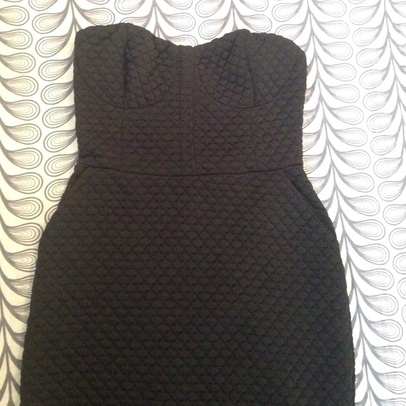 bar lll Medium quilted dress with pockets NWT - Picture 2 of 3