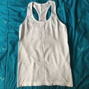 Lululemon Swiftly Tech Racerback