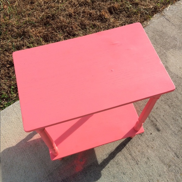 Sold locally💞💞💞 restored coral end table ! - Picture 2 of 2