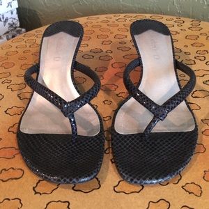 Michelle D flip flop heels