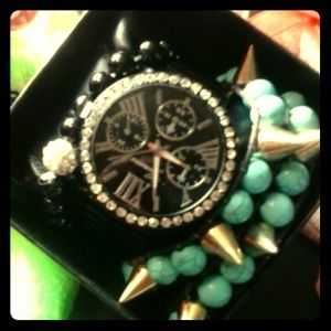 ??Sale 4 piece set ??