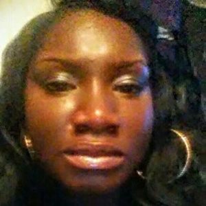 Meet your Posher, Ebony