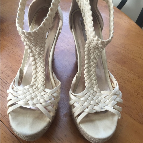 Steve Madden - off white wedges