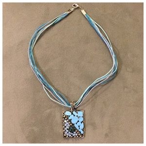 Blue theme necklace