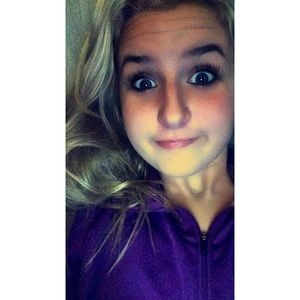 Meet your Posher, Olivia