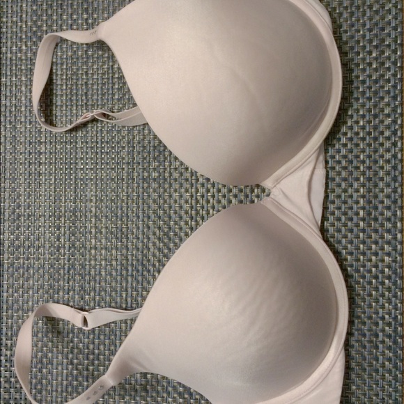 Victoria's Secret Biolift Push-Up bra!