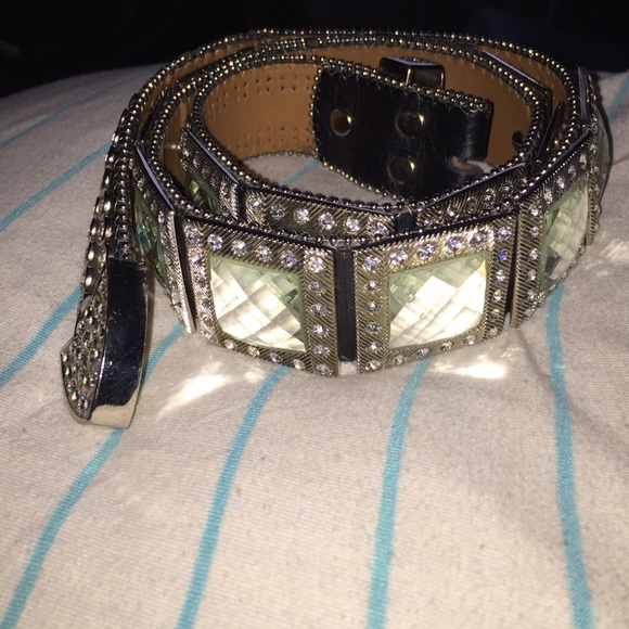 Crystal belt