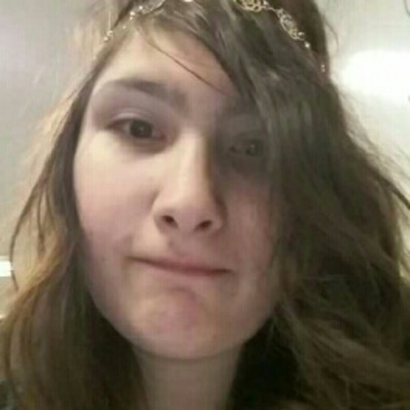 Meet your Posher, Celine