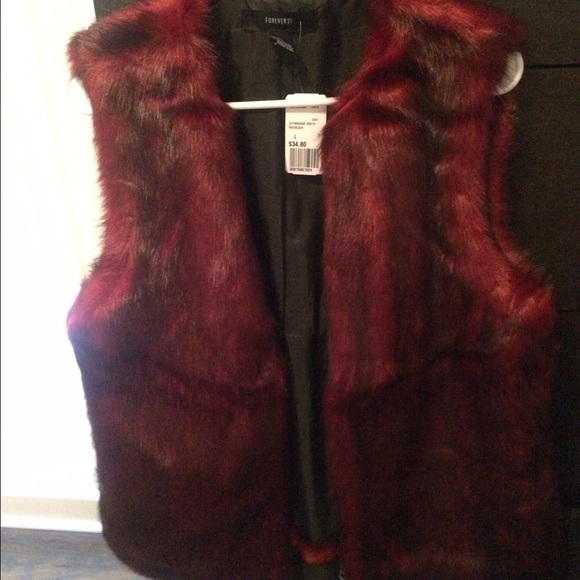 Faux fur vest size large new with tags