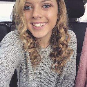 Meet your Posher, Vanessa