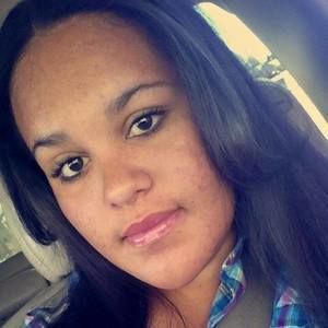 Meet your Posher, Liz