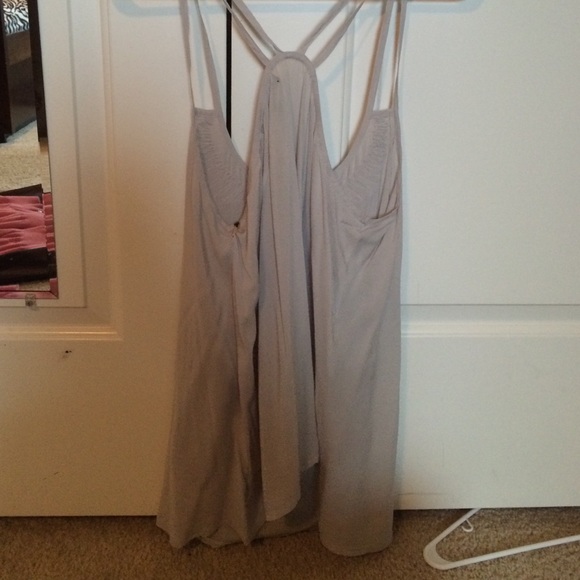 tank top - Picture 2 of 3