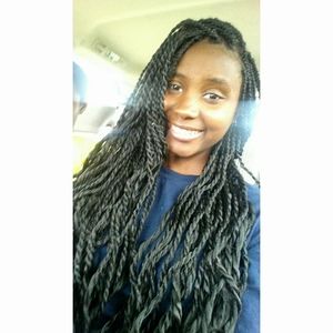 Meet your Posher, Leah