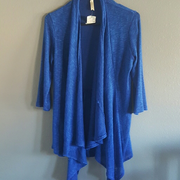 Cardigan sweater
