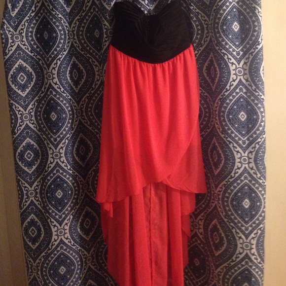 Lovely prom/homecoming/formal dress !