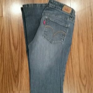 Levis 518 super low sz 5 juniors boot cut