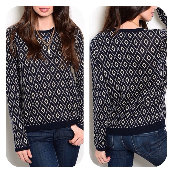 Sweaters - Navy & Off White Sweater 🍂