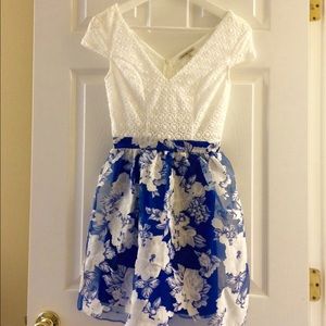 White lace/crochet and floral combo dress