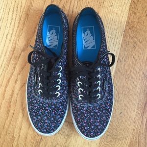 Lo pro women's Vans