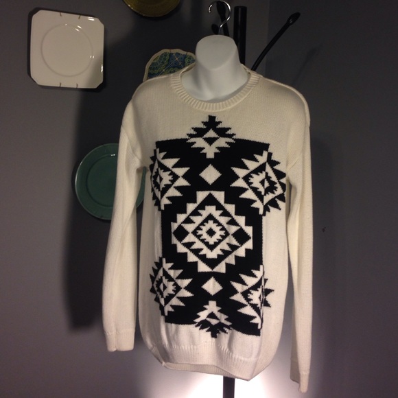 🚫SOLD🚫Aztec Sweater