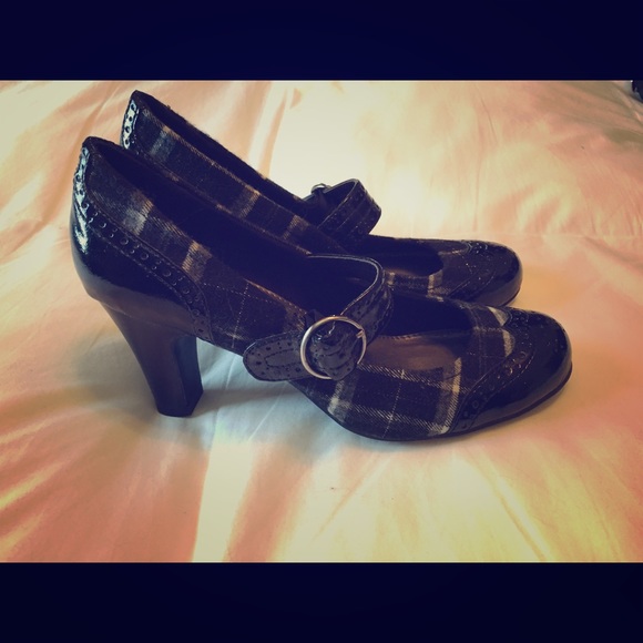 Dexter Plaid Mary Janes