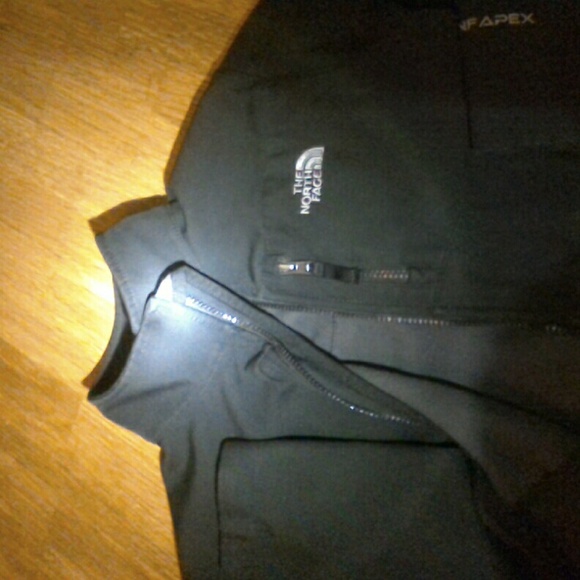 North Face Jacket - Picture 2 of 4