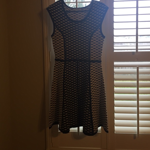 Dressbarn cotton dress - Picture 3 of 3