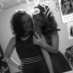 Meet your Posher, Olivia