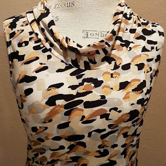 Tahari Dressy Top - S - NWT - Picture 3 of 5