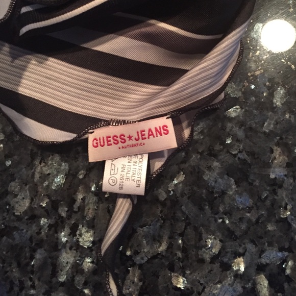 Guess Jeans scarf - Picture 2 of 2