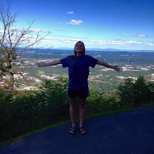 Meet your Posher, Kaitlyn