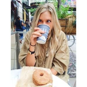 Meet your Posher, Clara