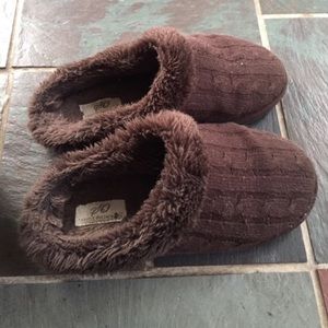 Slip on sweater shoes
