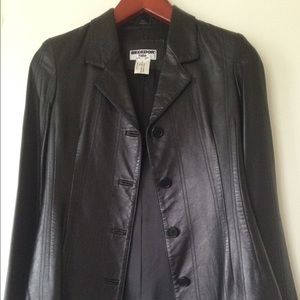 Begedor black leather jacket (made in Italy).