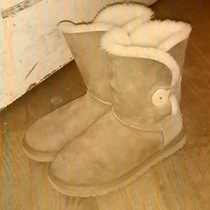 Uggs