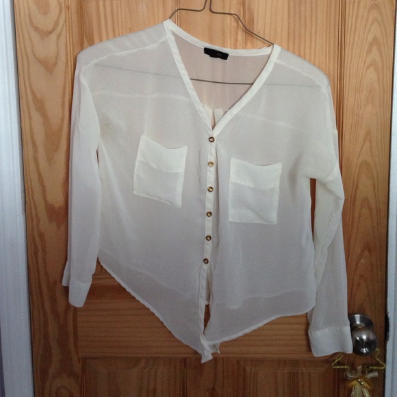 White dress shirt