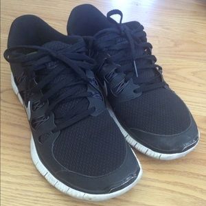 Nike free runs