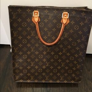 Louis Vuitton Sac Plat Monogram Tote