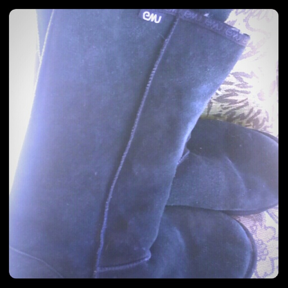 Black emu boots real fur and wool lining - Picture 1 of 1