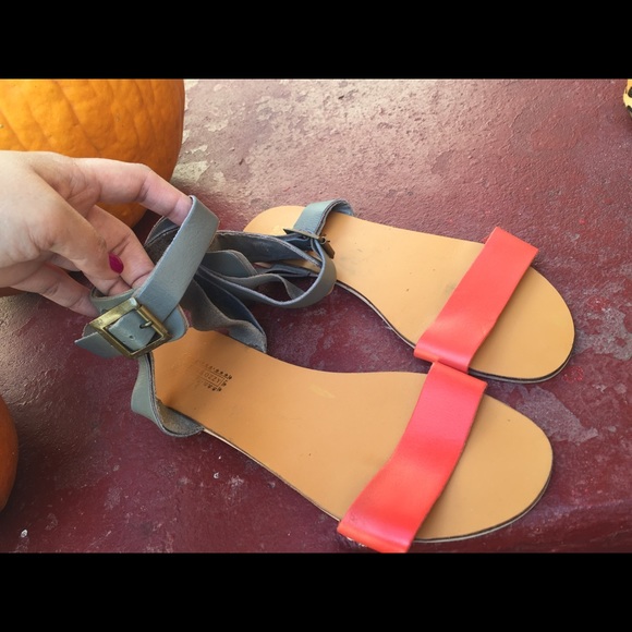 Urban Outfitters flats size 8