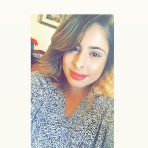 Meet your Posher, Nicole